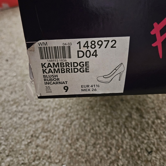 Kambridge Blush Heels - Picture 2 of 2